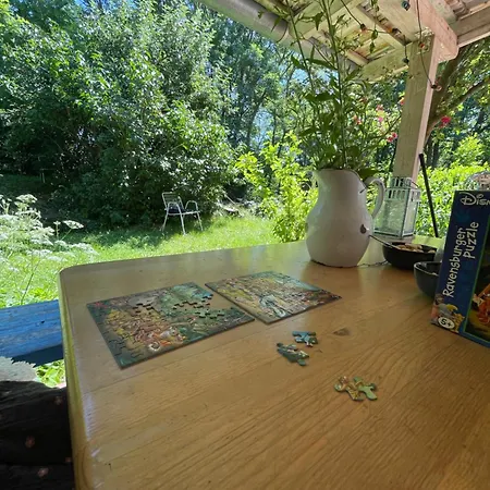 Charmantes Arkadenhaus Mit Großem Garten Ferienhaus *