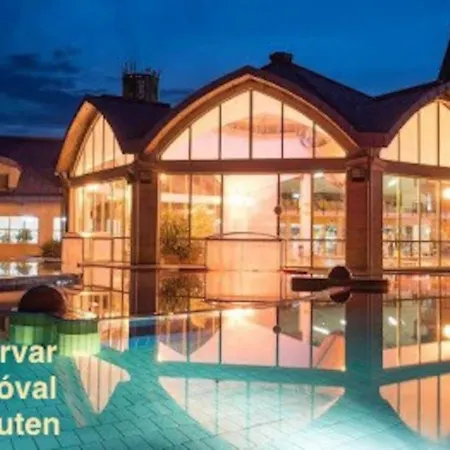 Charmantes Arkadenhaus Mit Großem Garten Ferienhaus Csapod