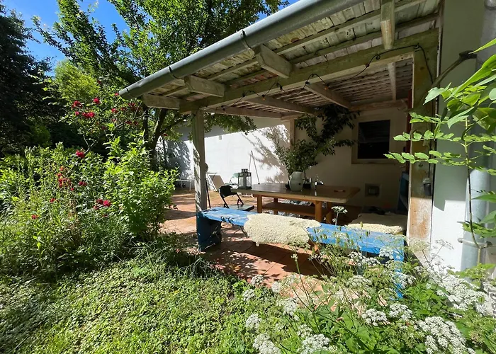 Дом отдыха Charmantes Arkadenhaus Mit Grossem Garten *